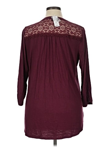 Roz & Ali 3/4 Sleeve Blouse (view 2)