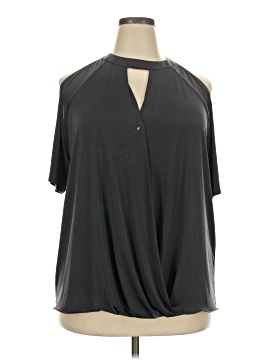 Market And Spruce Short Sleeve Blouse