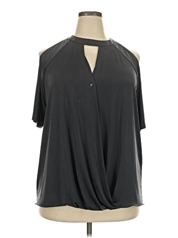 Market and Spruce Short Sleeve Blouse (view 1)