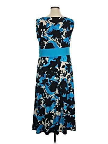 Danny And Nicole Casual Dress (view 2)