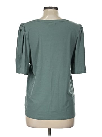 Maurices 3/4 Sleeve T-Shirt (view 2)