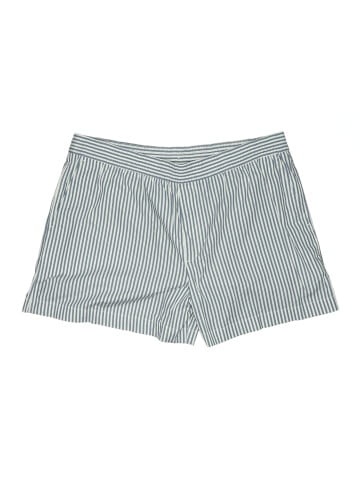 Gap Shorts (view 1)