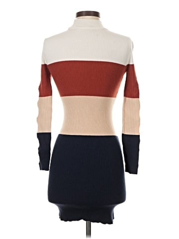No Boundaries Casual Dress (view 2)