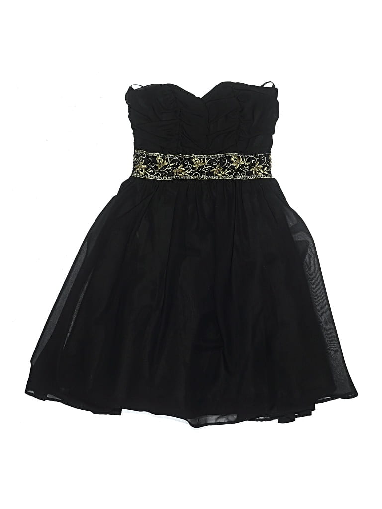 Pre-owned Un Deux Trois Cocktail Dress In Black