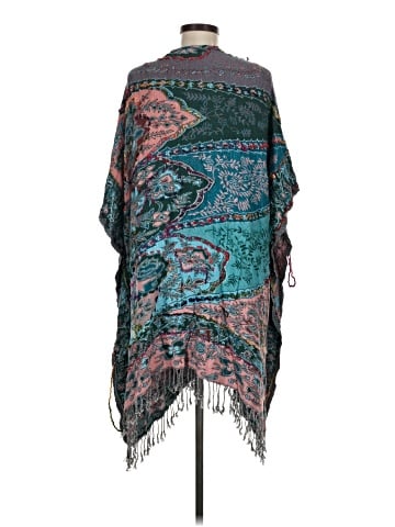 Soft Surroundings Poncho (view 2)