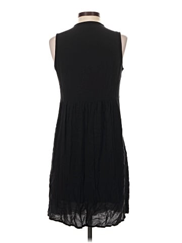 Old Navy Casual Dress (view 2)