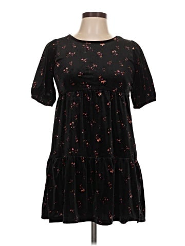 Old Navy Casual Dress (view 1)