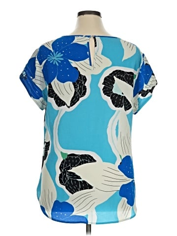 Monroe and Main Short Sleeve Blouse (view 2)