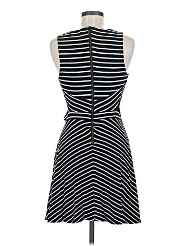 Xhilaration Casual Dress (view 2)