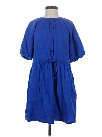 Old Navy Casual Dress (view 1)