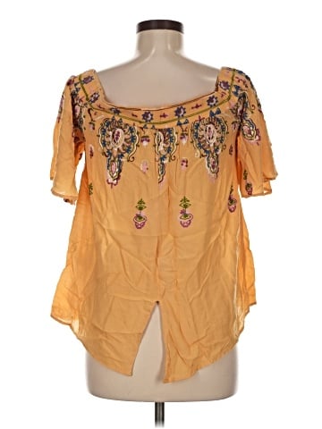 Democracy Short Sleeve Blouse (view 2)