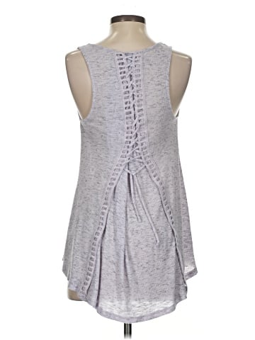 Akemi + Kin Sleeveless T-Shirt (view 2)