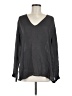 Vince. 100% Silk Gray Long Sleeve Silk Top Size M - photo 1