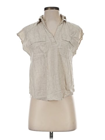 Old Navy Sleeveless Button-Down Shirt (view 1)