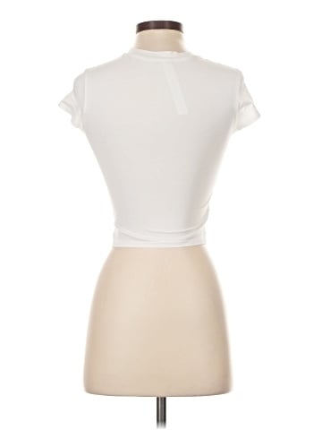 Lululemon Athletica Short Sleeve Turtleneck (view 2)