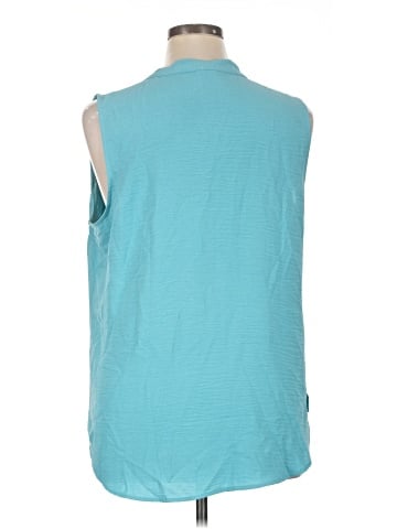 Croft & Barrow Sleeveless Blouse (view 2)