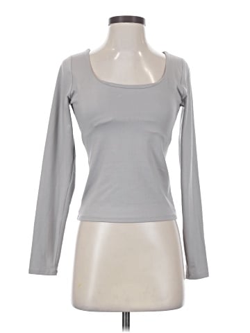 Hollister Long Sleeve T-Shirt (view 1)
