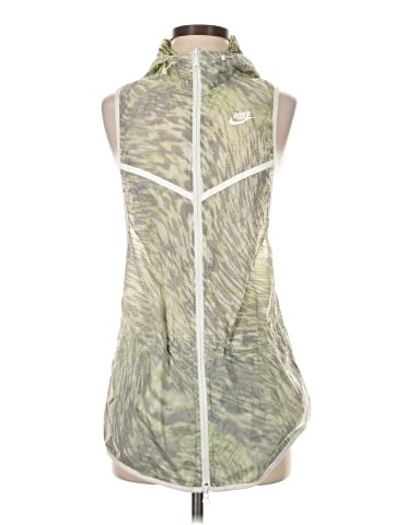Nike Vest (view 1)
