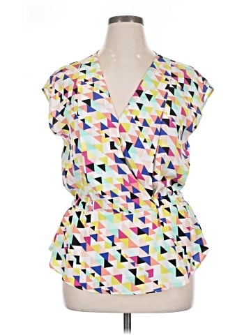 Attention Sleeveless Blouse (view 1)