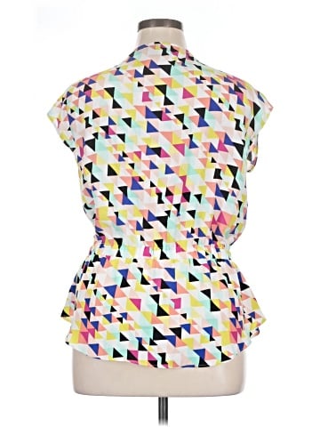 Attention Sleeveless Blouse (view 2)