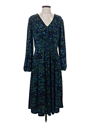 North Style Casual Dress (view 1)