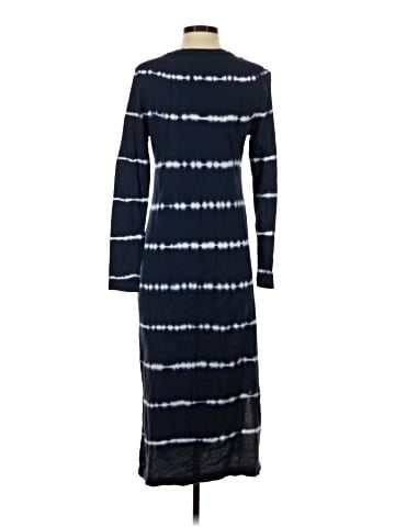 Old Navy Casual Dress (view 2)