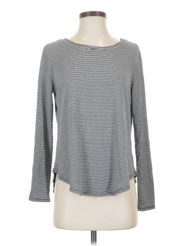 Lisa Bayne Long Sleeve T-Shirt (view 1)