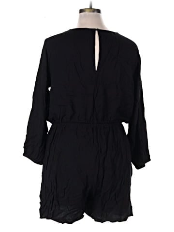 Old Navy Casual Dress (view 2)