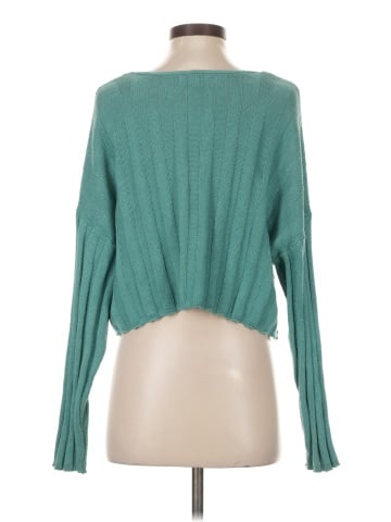 American Eagle Outfitters Pullover Sweater (view 2)