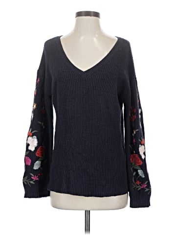 American Eagle Outfitters Pullover Sweater (view 1)