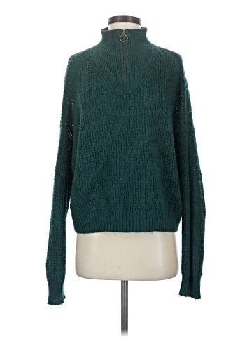 American Eagle Outfitters Pullover Sweater (view 1)