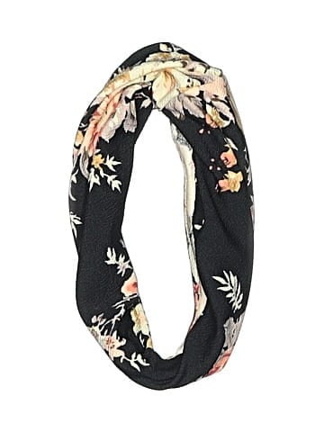 Crowned Free Scarf (view 1)