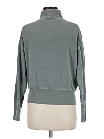 Rivet & Thread Long Sleeve Turtleneck (view 2)