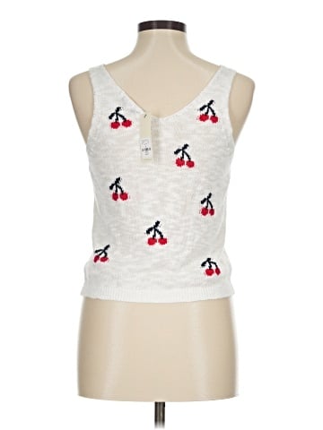 Francesca's Sleeveless Top (view 2)