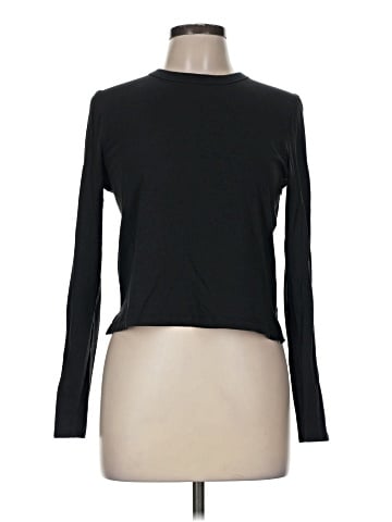 Lululemon Athletica Long Sleeve T-Shirt (view 1)
