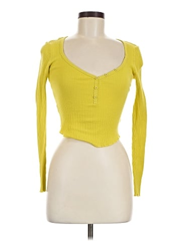 Urban Outfitters Long Sleeve T-Shirt (view 1)
