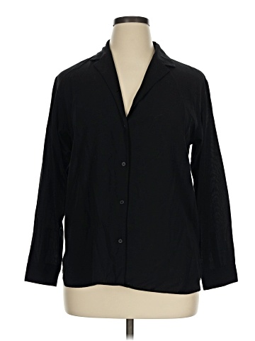 Uniqlo 3/4 Sleeve Button-Down Shirt (view 1)