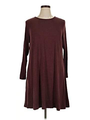 Old Navy Casual Dress (view 1)