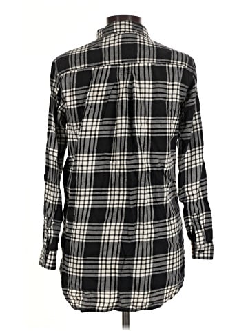 Uniqlo Long Sleeve Button-Down Shirt (view 2)