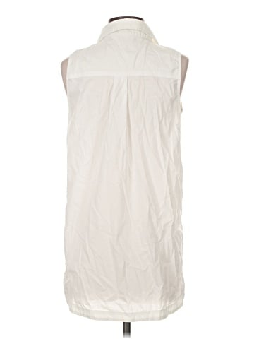 Athleta Sleeveless Button-Down Shirt (view 2)