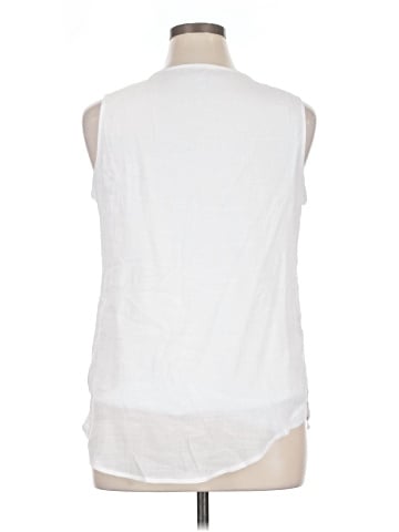 Croft & Barrow Sleeveless Blouse (view 2)