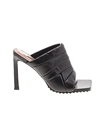 BCBGMAXAZRIA Sandals (view 1)