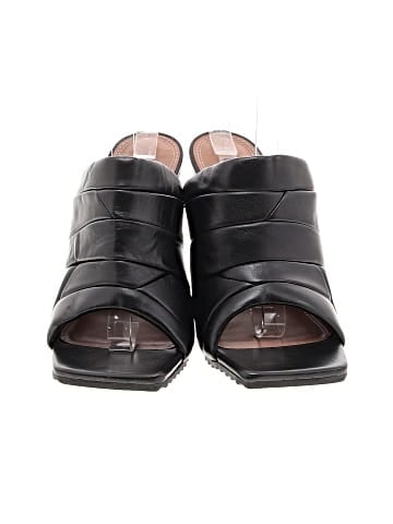 BCBGMAXAZRIA Sandals (view 2)