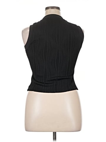 Commense Sleeveless Blouse (view 2)