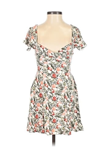 Abercrombie & Fitch Cocktail Dress (view 1)