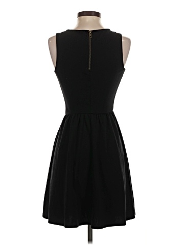 Old Navy Casual Dress (view 2)
