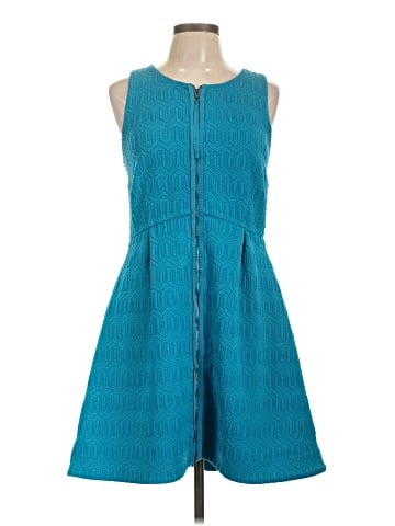 Leifsdottir Casual Dress (view 1)