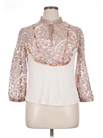 Tiny 3/4 Sleeve Blouse (view 1)