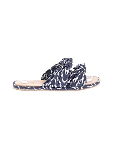 Universal Thread Sandals (view 1)