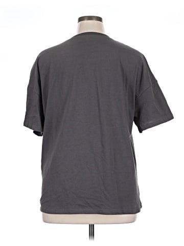 Unbranded Short Sleeve T-Shirt (view 2)